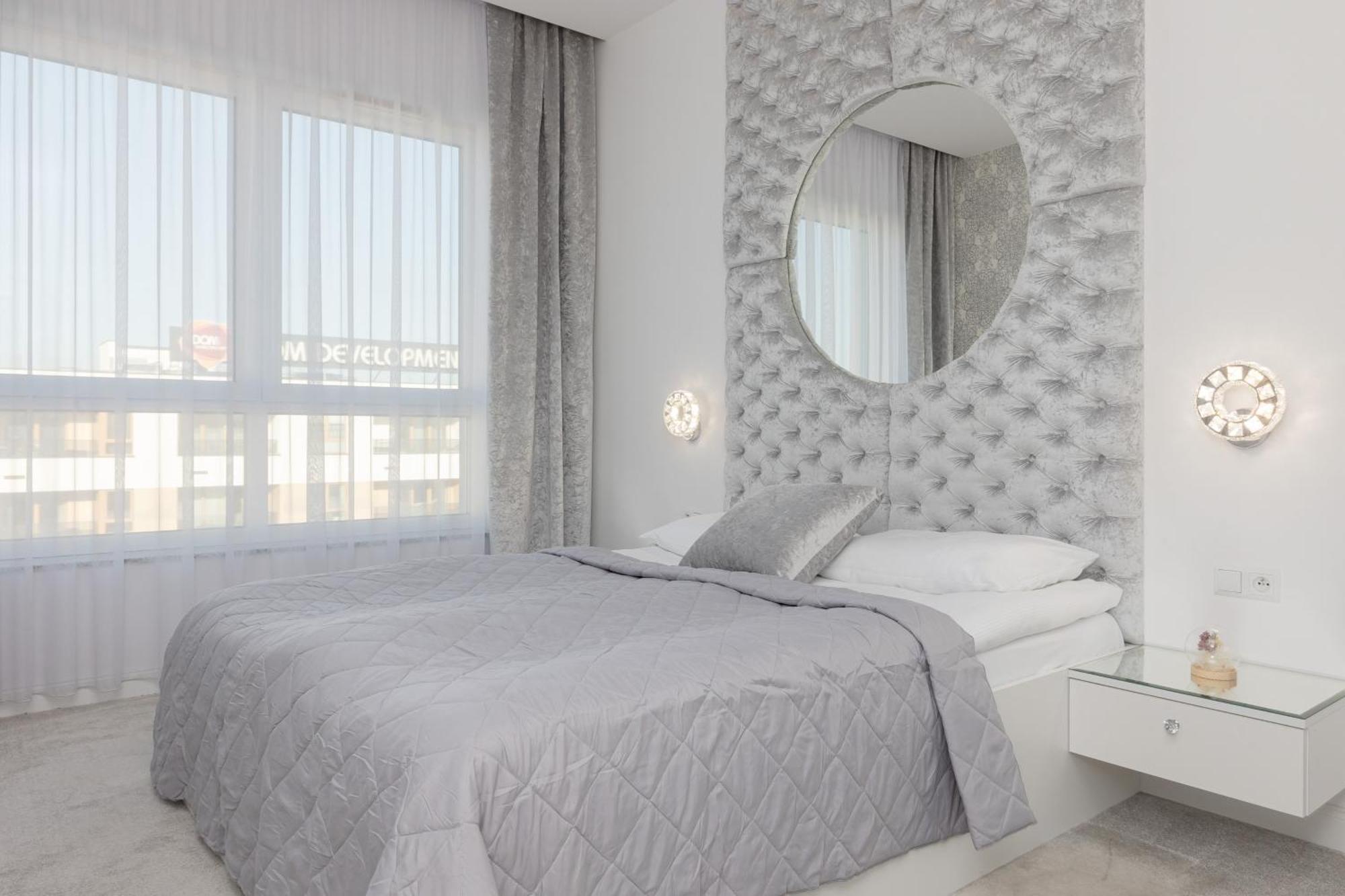 Elegant Apartments With Balcony & Parking Warsaw By Noclegi Renters Exteriér fotografie