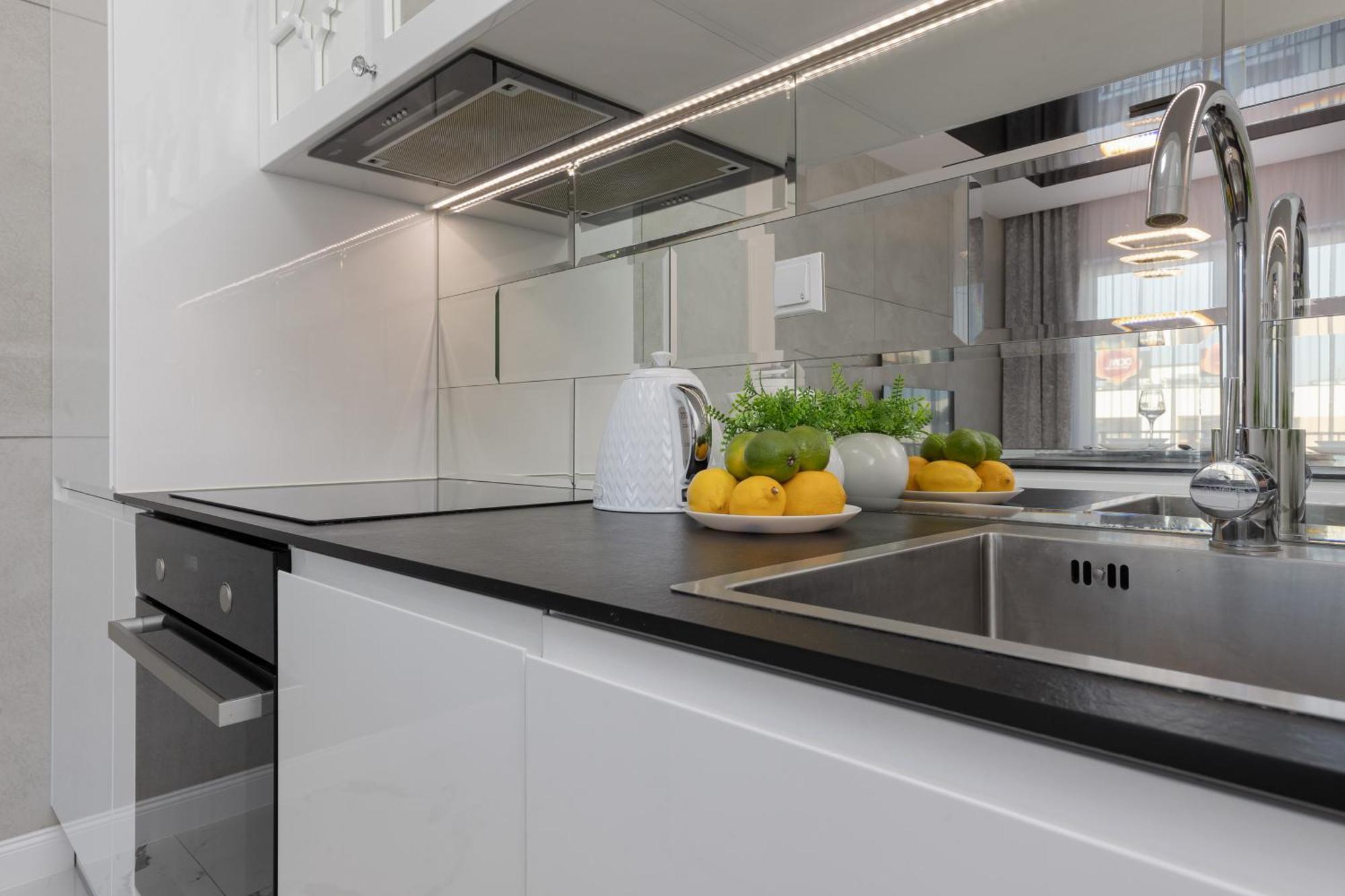 Elegant Apartments With Balcony & Parking Warsaw By Noclegi Renters Exteriér fotografie