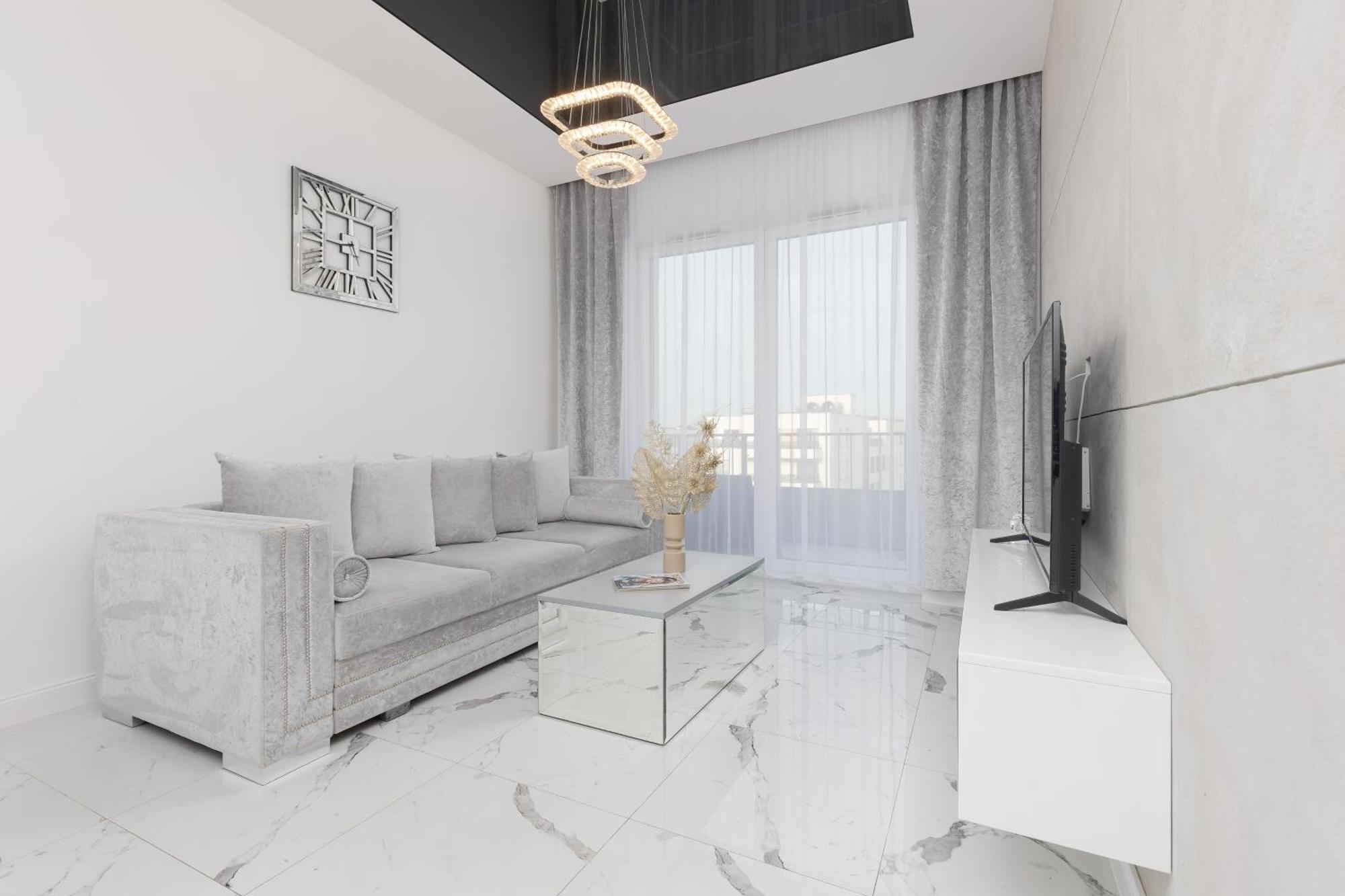 Elegant Apartments With Balcony & Parking Warsaw By Noclegi Renters Exteriér fotografie